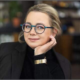 Ajakirjanik ja kommunikatsioonispetsialist